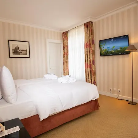 Des Trois Couronnes & - The Leading Of The World Hotel