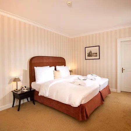 Des Trois Couronnes&spa - The Leading Of The World 5*