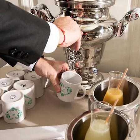 Hotel Des Trois Couronnes & - The Leading Of The World