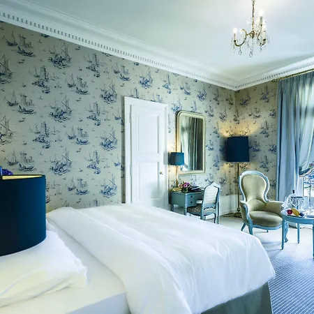 فندق Des Trois Couronnes & - The Leading Of The World فيفي