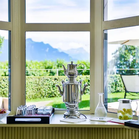 Des Trois Couronnes & - The Leading Of The World Hotel