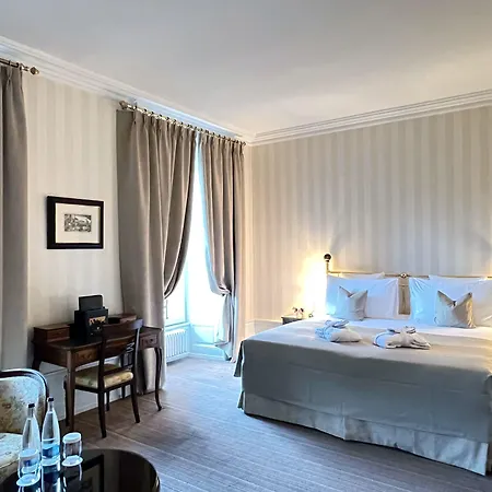 Des Trois Couronnes & - The Leading Of The World 5* Vevey