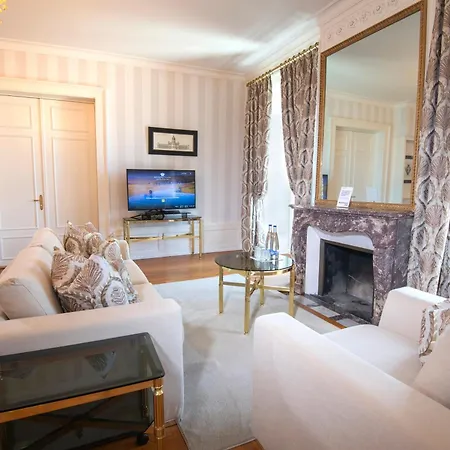 מלון Des Trois Couronnes & - The Leading Of The World 5*