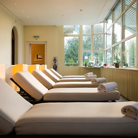 Des Trois Couronnes&spa - The Leading Of The World