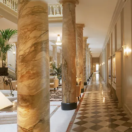 Hotel Des Trois Couronnes&spa - The Leading Of The World 5*