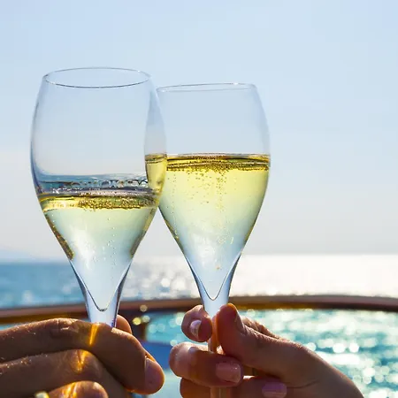 Des Trois Couronnes & - The Leading Of The World Hotel Vevey