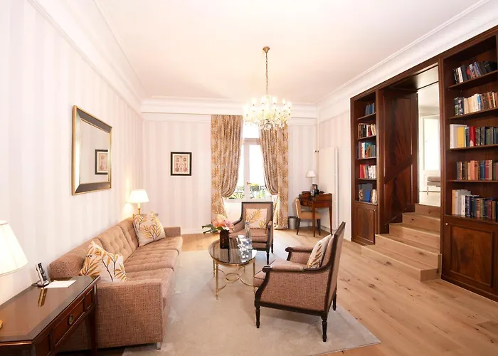 Des Trois Couronnes & - The Leading Of The World Hotel Vevey