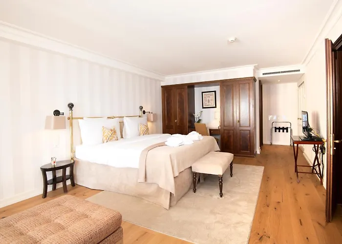 Hotel Des Trois Couronnes & - The Leading Of The World 5*