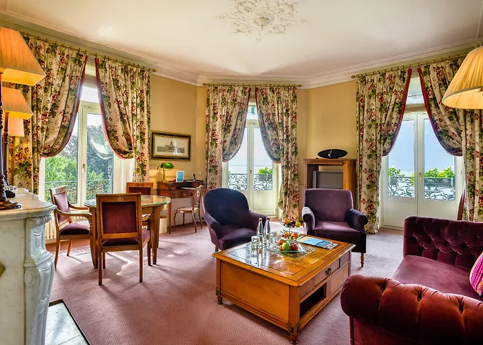 Des Trois Couronnes & - The Leading Of The World Hotel