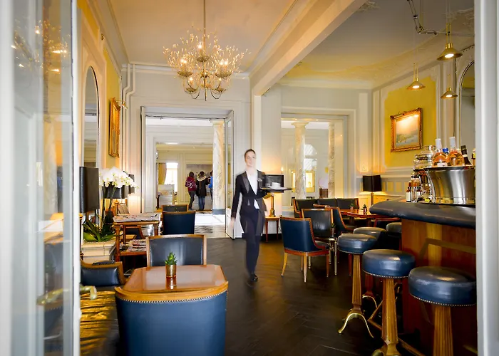 Des Trois Couronnes & - The Leading Of The World Hotel Vevey