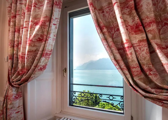 Des Trois Couronnes & - The Leading Of The World Hotel