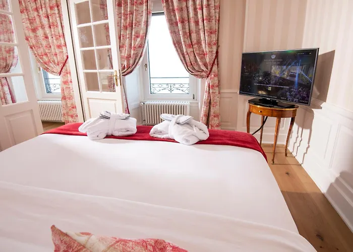 Des Trois Couronnes & - The Leading Of The World Hotel