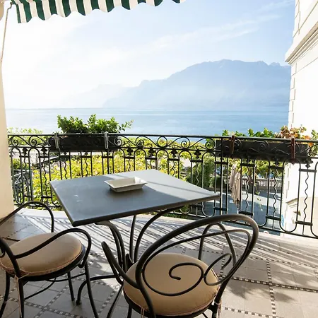 Des Trois Couronnes & - The Leading Of The World Szálloda 5*