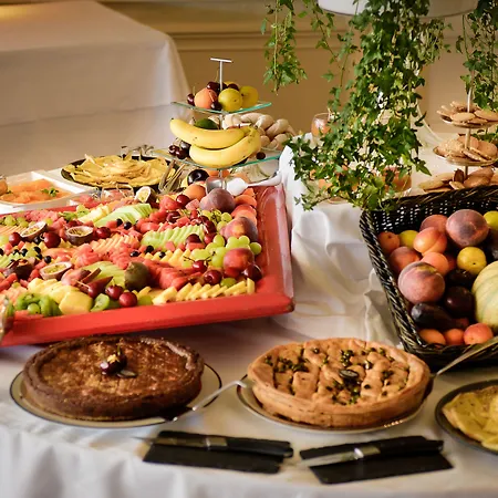 Szálloda Des Trois Couronnes & - The Leading Of The World Vevey