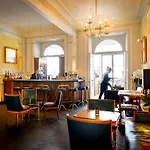 Des Trois Couronnes & - The Leading Of The World Hotel Vevey