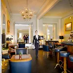 Des Trois Couronnes & - The Leading Of The World Hotel Vevey